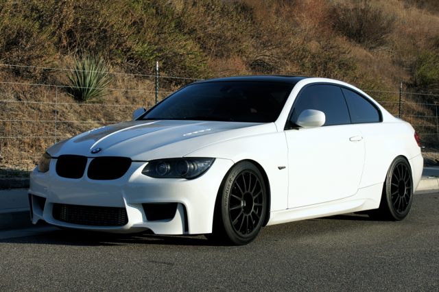 Luxury Sports 1M Style Front Bumper For BMW E92 E93 Pre Lci