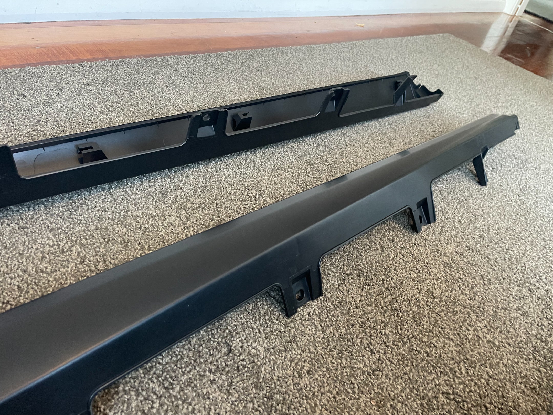 PLASTIC Nissan Silvia S15 200SX Aero Style Side Skirts - 2 Piece