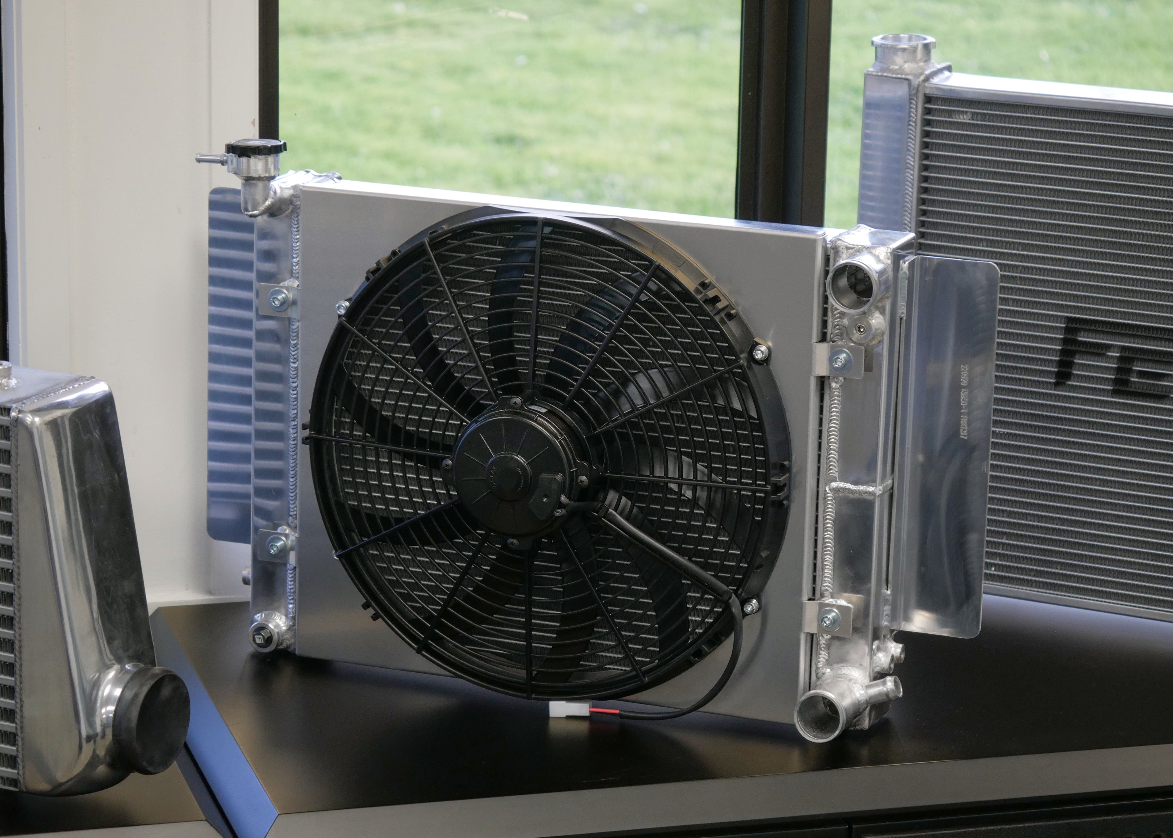 Fenix Cooling Performance Fans & Shrouds Black [Special Order] / SPAL 1600 CFM 16" SLIM Mazda RX2-5 & RX7 Series 1 / 2 1970-1983 Fan Shroud Kit [Cross-Flow] SR