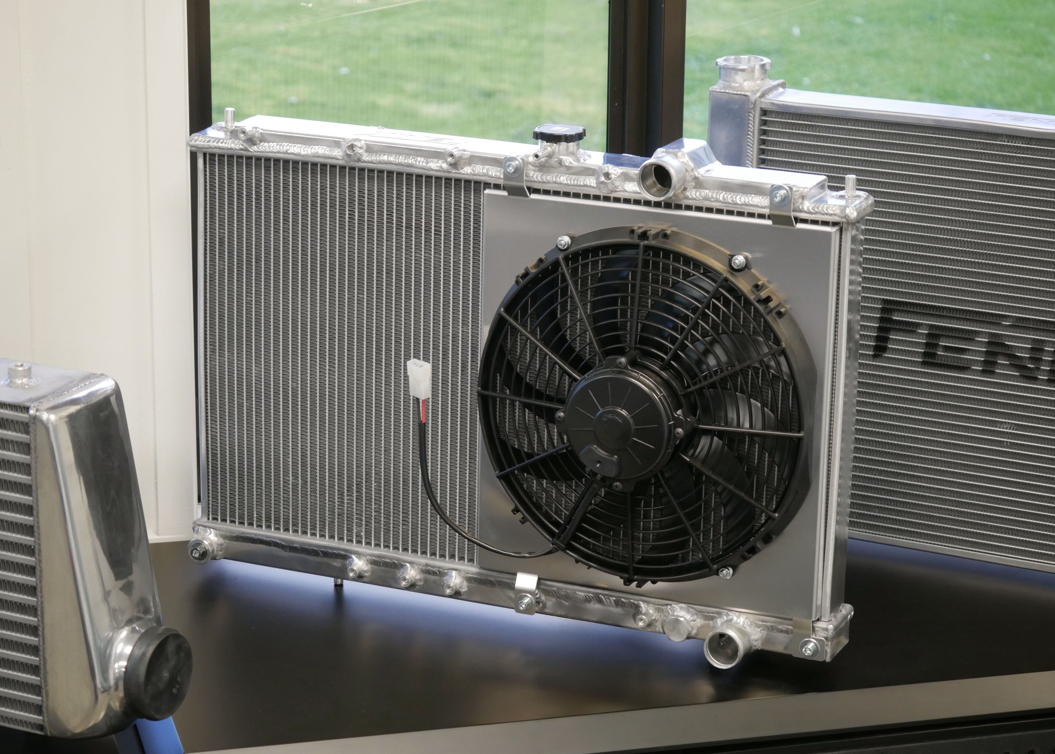 Fenix Cooling Performance Fans & Shrouds Mitsubishi Lancer Evo I, II & III 4G63 Fan Shroud Kit [Half-Size] SR