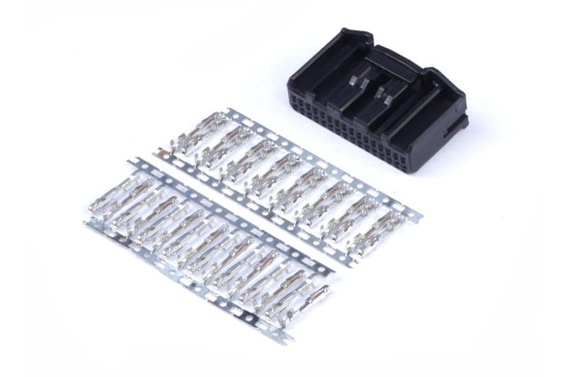 HALTECH Plug and Pins Only - 32 Pin Tyco HALTECH Plug and Pins Only - 32 Pin Tyco SR