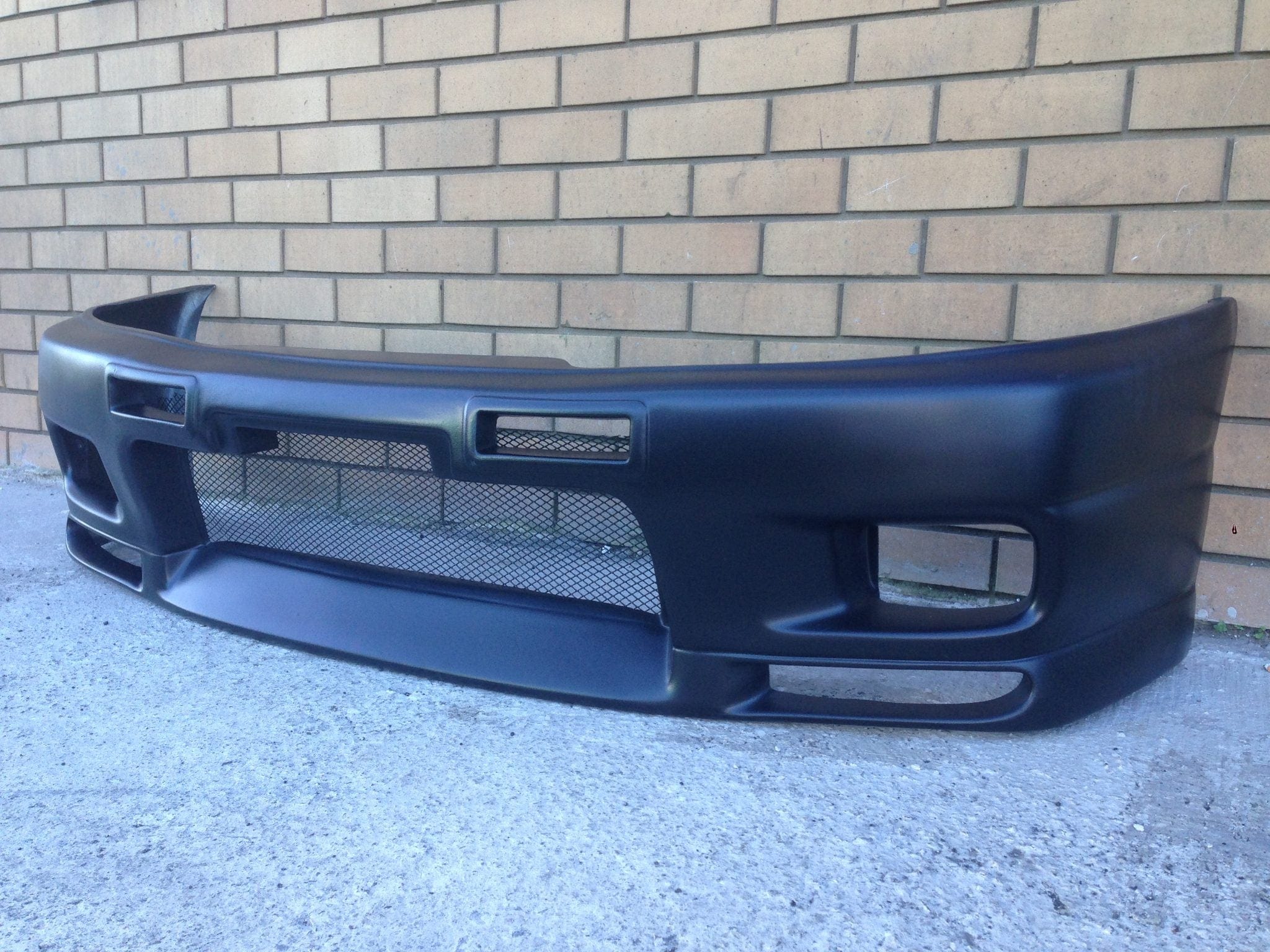 Luxury Sports Luxury Sports Factory GTR Style Front Bumper For Nissan Skyline R33 SR