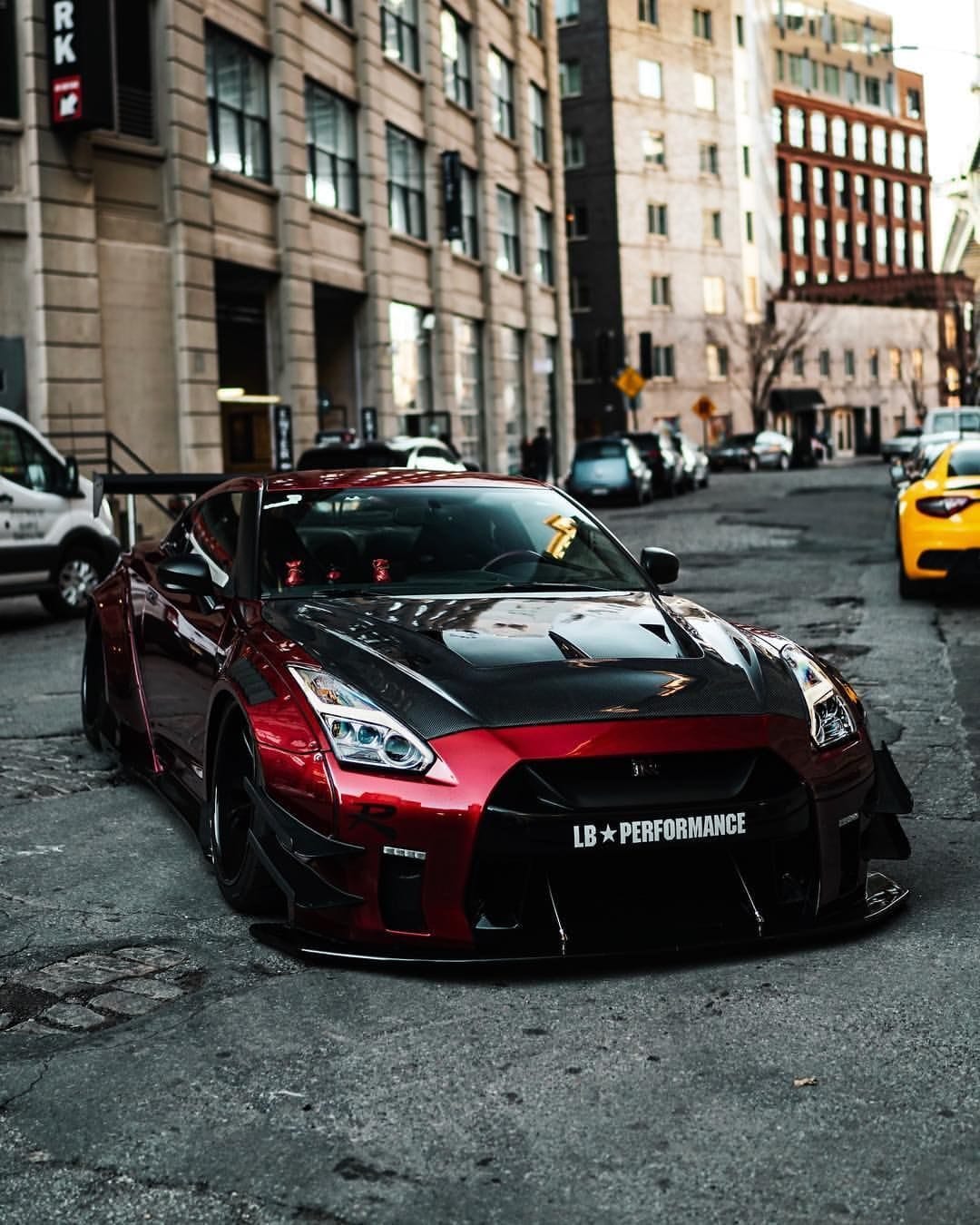 Luxury Sports Luxury Sports LB V2 Style Carbon Bonnet Nissan Skyline R35 GTR -PP SR