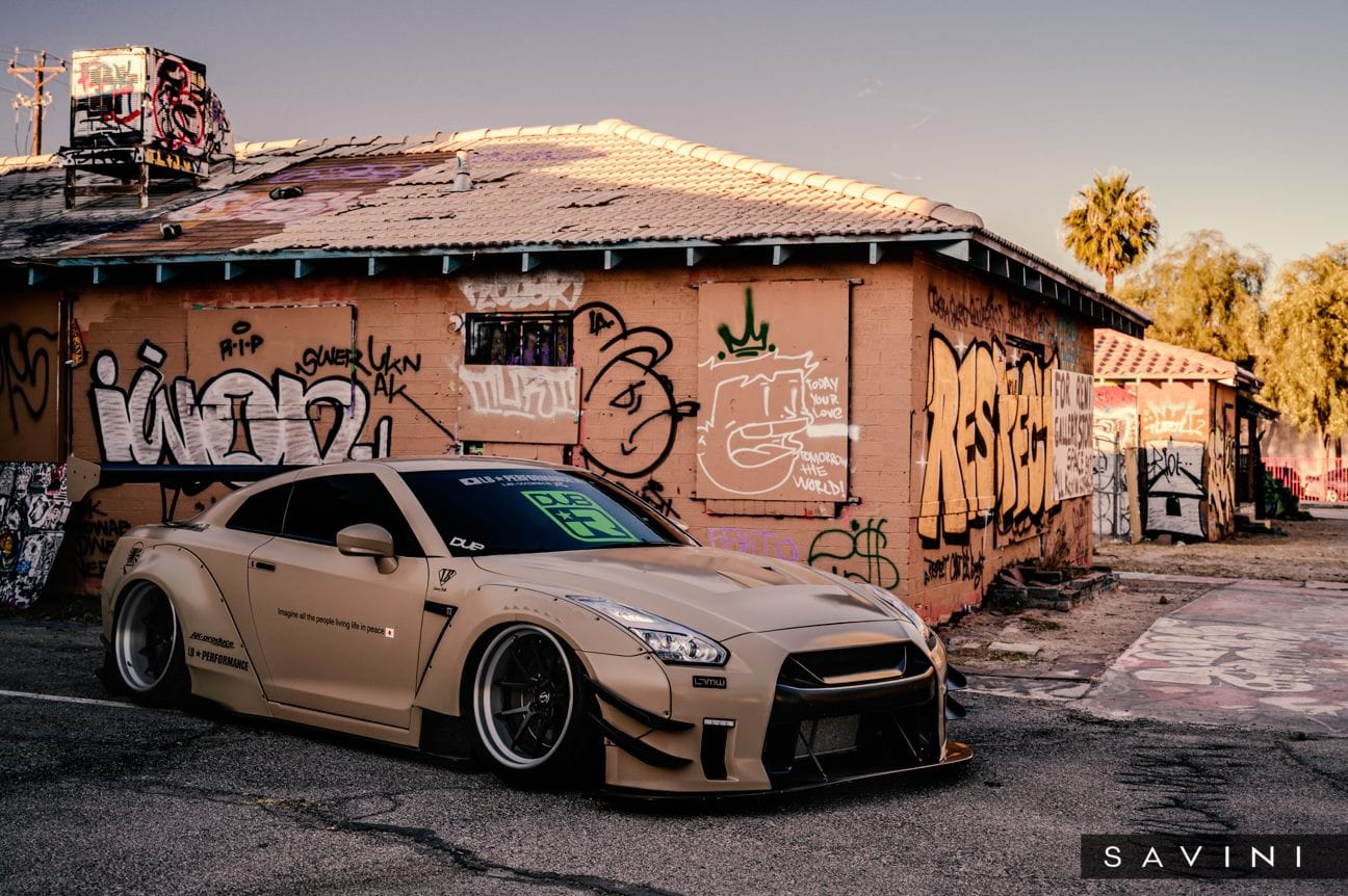 Luxury Sports Luxury Sports LB V2 Style Wide Bodykit For Nissan Skyline R35 -PP SR