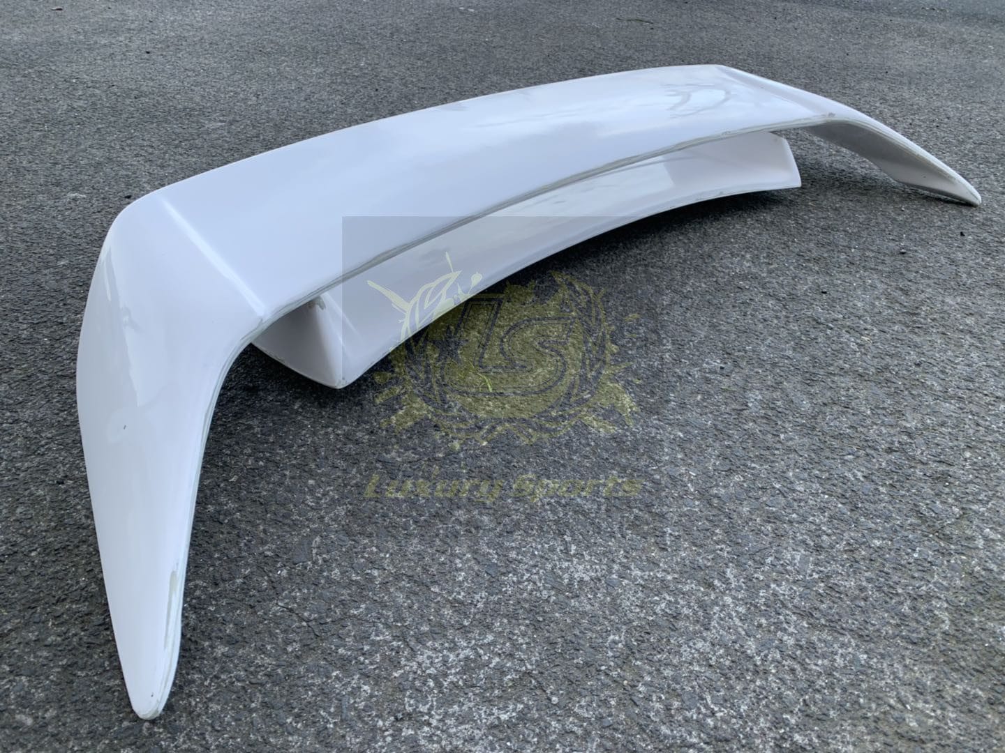 Luxury Sports Luxury Sports Nismo V1 Style Rear Spoiler For Nissan 350z SR