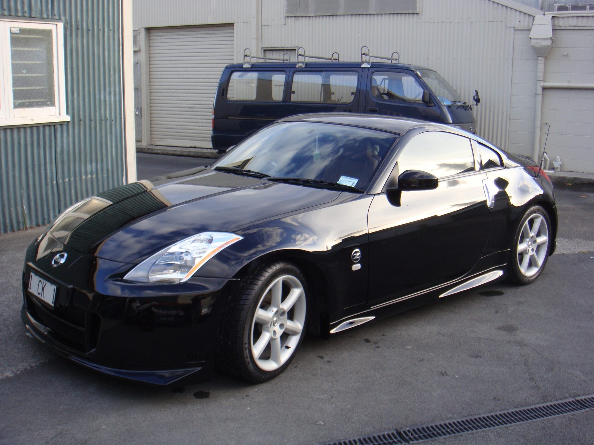 Luxury Sports Luxury Sports Nismo V2 Style Front Bumper For Nissan 350z SR