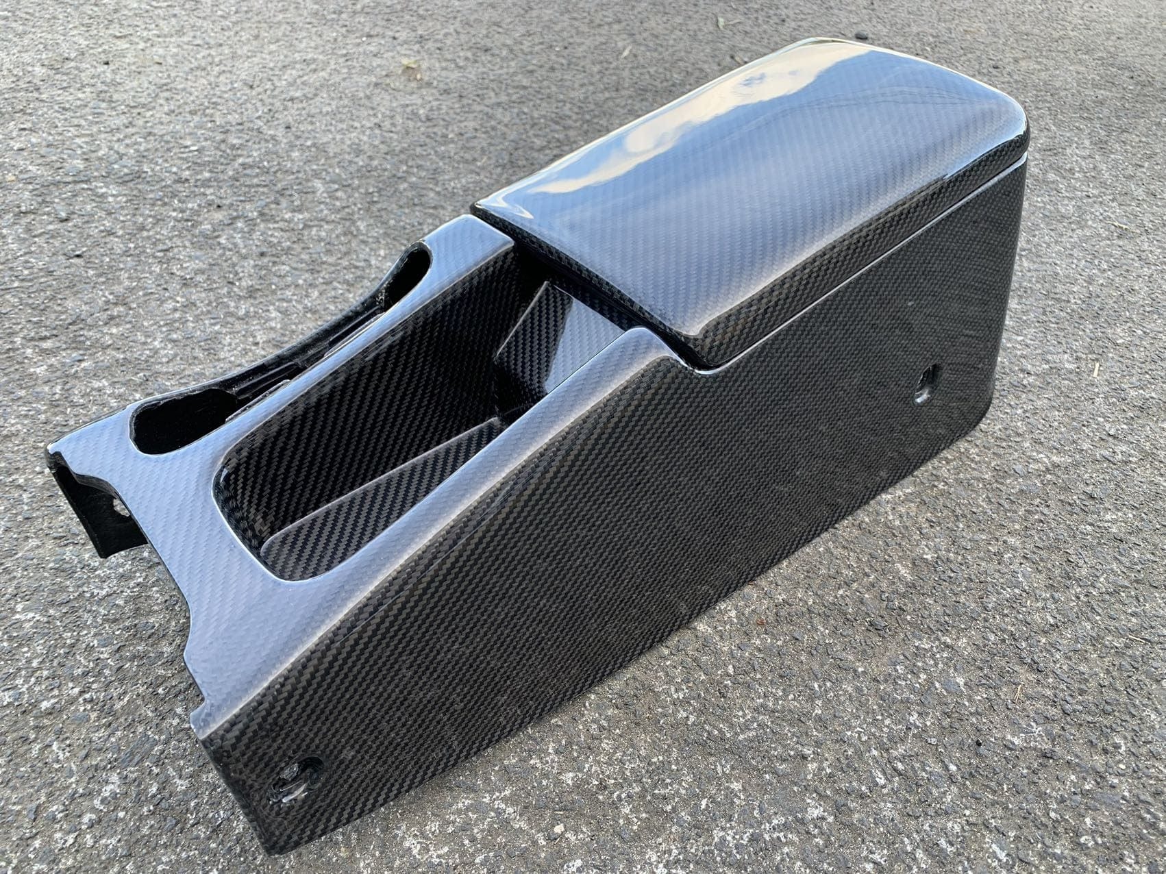 Luxury Sports Luxury Sports OEM Style Carbon Center Console With Lid For Nissan Skyline R32 SR