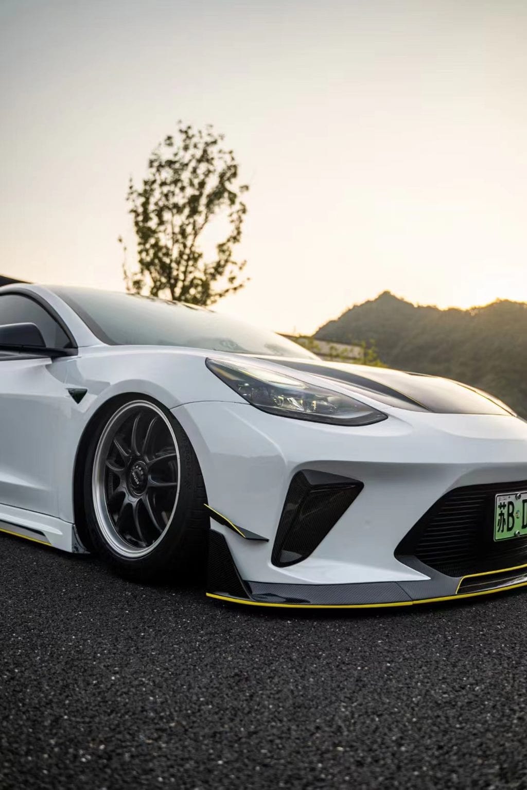 Luxury Sports SR Robot Bodykit For Tesla Model 3 -PP SR