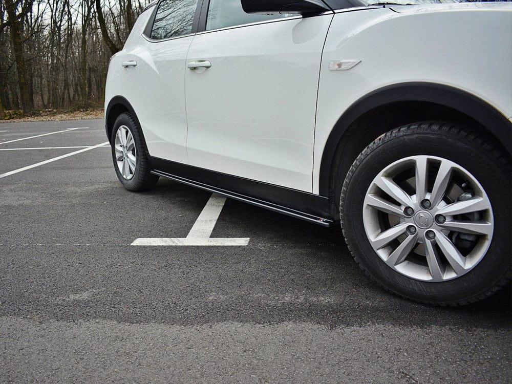 Maxton Design Carbon Look / No Side Skirts Splitters  Ssangyong Tivoli 2015-2019 Maxton Design SR