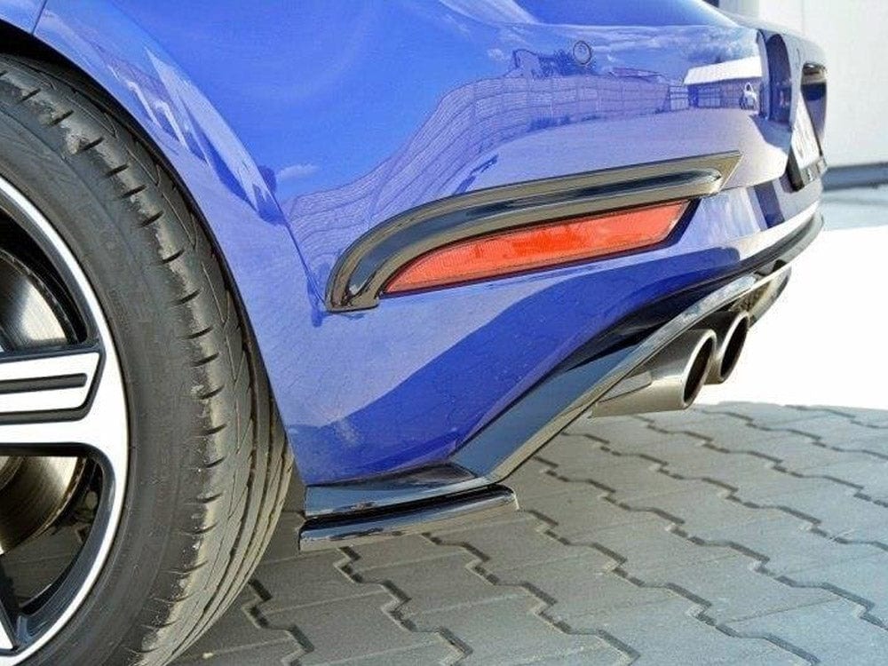 Maxton Design Carbon Look / White Rear Frames For Lights VW Golf 7 R / R-Line Facelift Maxton Design SR