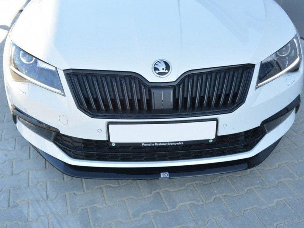 Maxton Design Carbon Look / Yellow Front Splitter V.1 Skoda Superb III Maxton Design SR