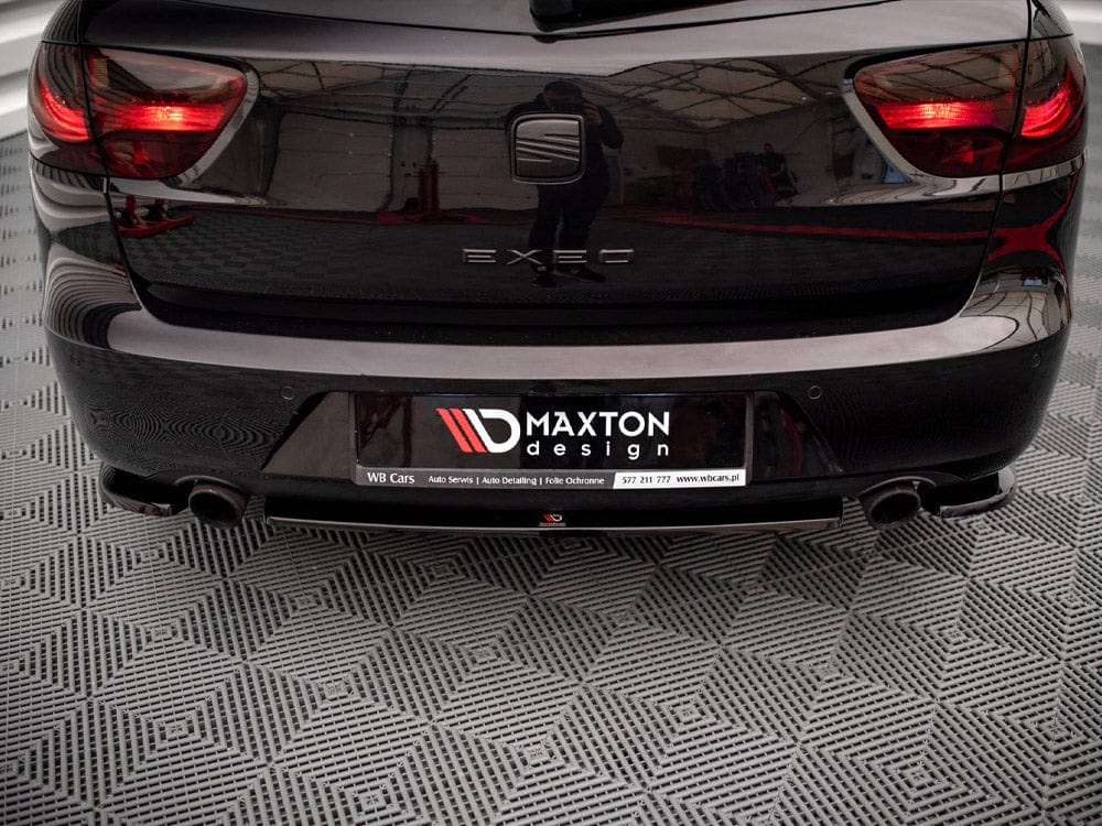Maxton Design Central Rear Splitter Seat EXEO 2008-2013 Maxton Design SR