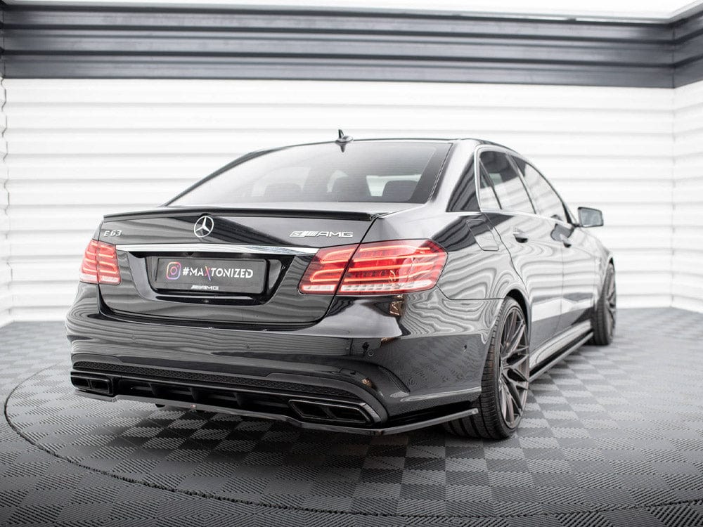 Maxton Design Central Rear Splitter (Vertical Bars) Mercedes E63 AMG Sedan W212 Facelift Maxton Design SR