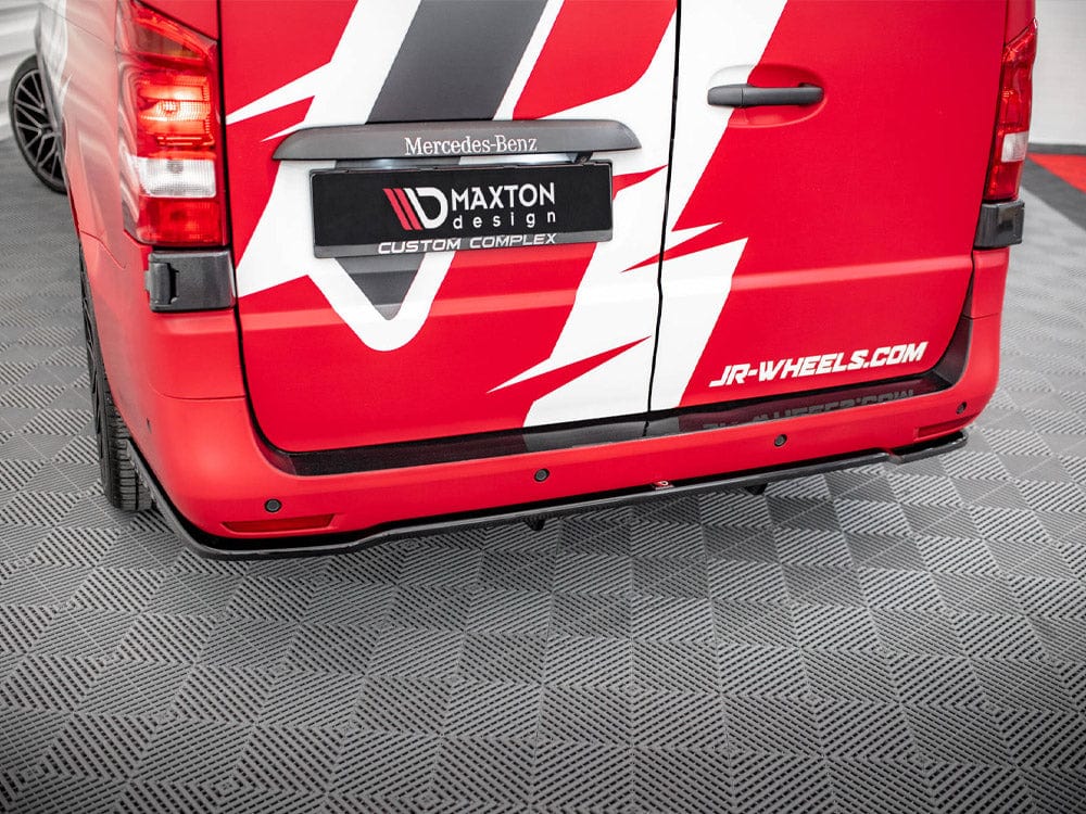 Maxton Design Central Rear Splitter (Vertical Bars) Mercedes VITO W447 Facelift Maxton Design SR