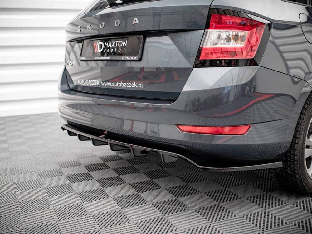 Maxton Design Central Rear Splitter (Vertical Bars) Skoda Fabia Combi MK3 Facelift 2019- Maxton Design SR