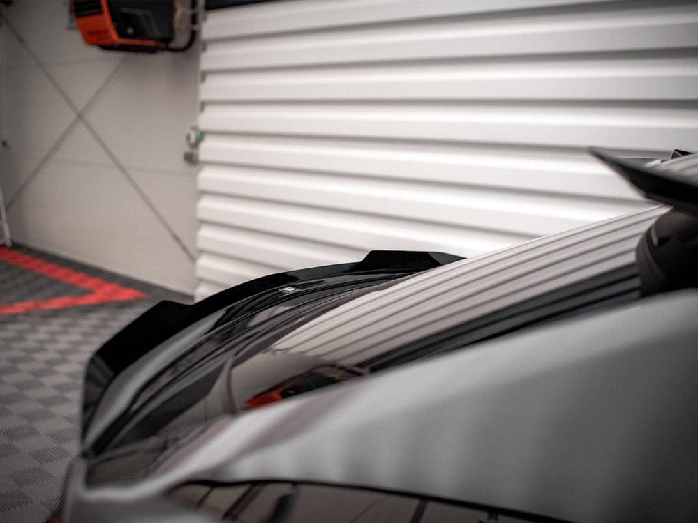 Maxton Design Gloss Black Lower Spoiler CAP Lamborghini URUS MK1 Maxton Design SR