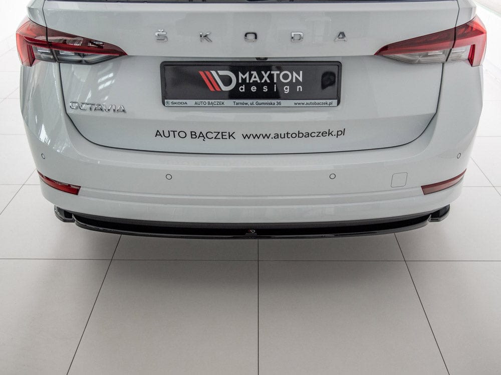 Maxton Design Gloss Black / No Central Rear Splitter Skoda Octavia MK4 2019- Maxton Design SR