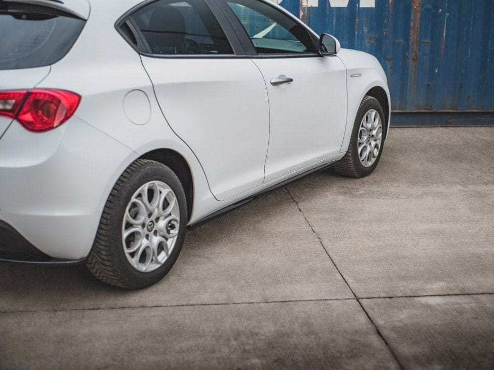 Maxton Design Gloss Black Side Skirts Diffusers Alfa Romeo Giulietta Facelift 2016-2020 Maxton Design SR