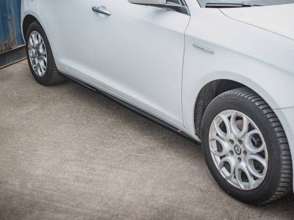 Maxton Design Side Skirts Diffusers Alfa Romeo Giulietta Facelift 2016-2020 Maxton Design SR