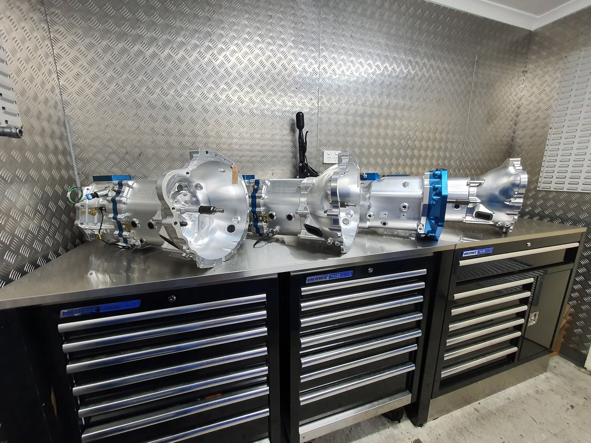 Platinum Racing Products Sequential Gearboxes Nissan GT-R / GTS-T R32 R33 R34 6 Speed Sequential System SR