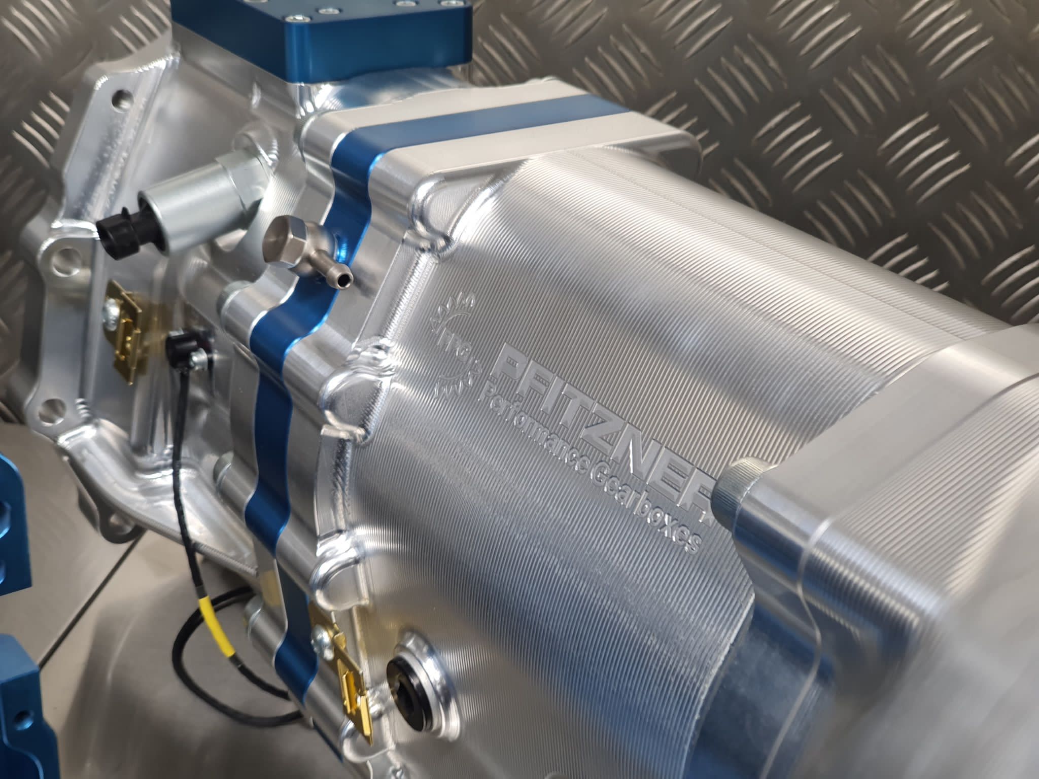 Platinum Racing Products Sequential Gearboxes Nissan GT-R / GTS-T R32 R33 R34 6 Speed Sequential System SR