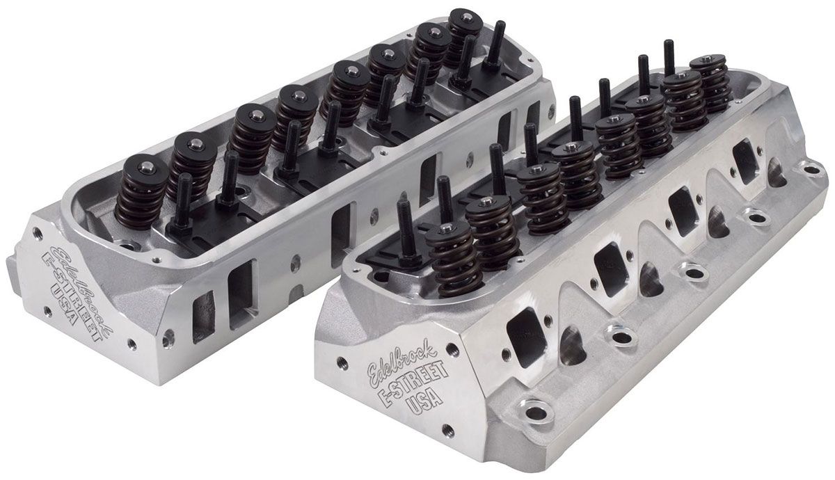 Edelbrock E-Street Cylinder Heads - Pair - Complete ED5025