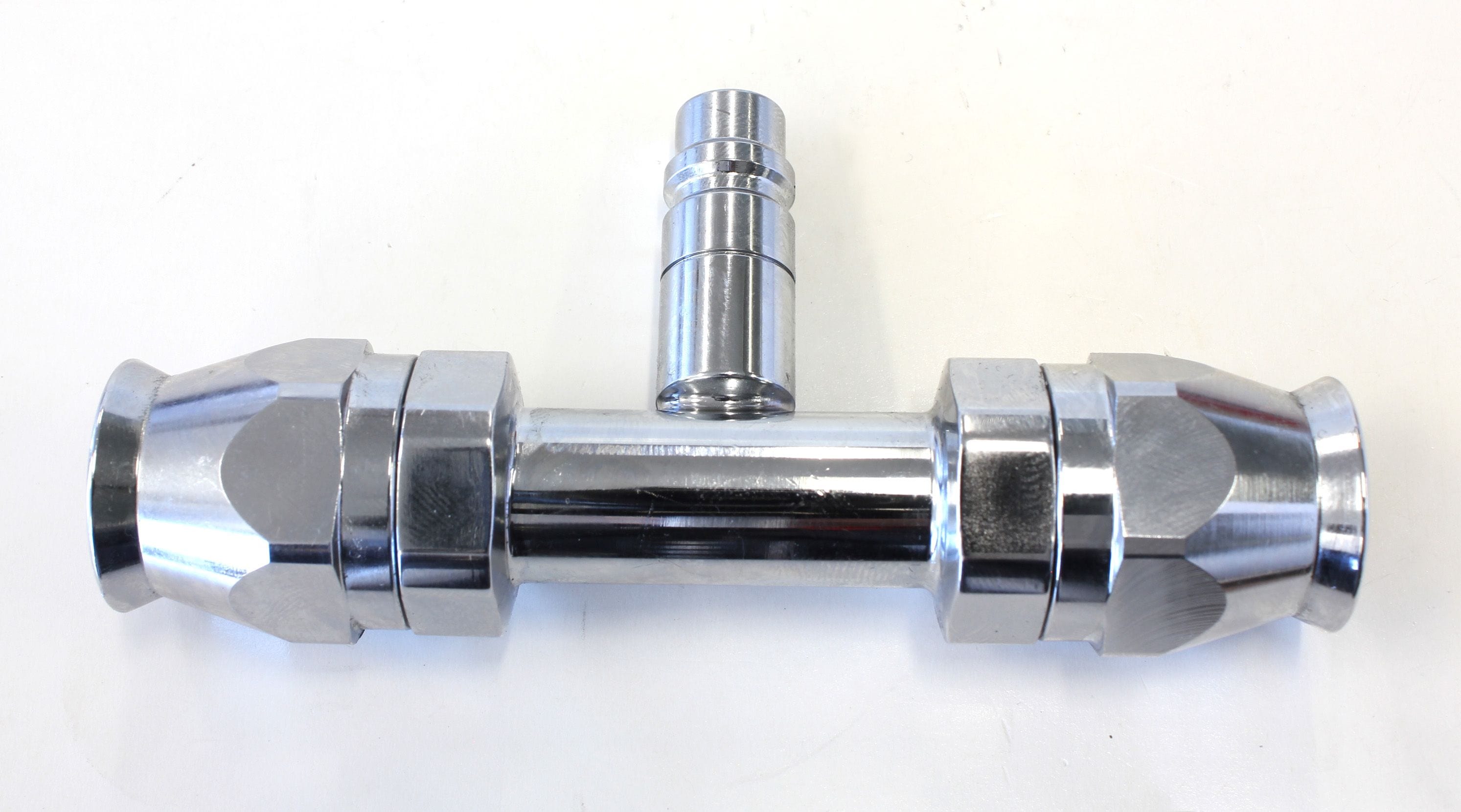 Aeroflow Performance Aeroflow A/C Straight Inline #10 Fitting with Charge Port AFFCEL-10B SR