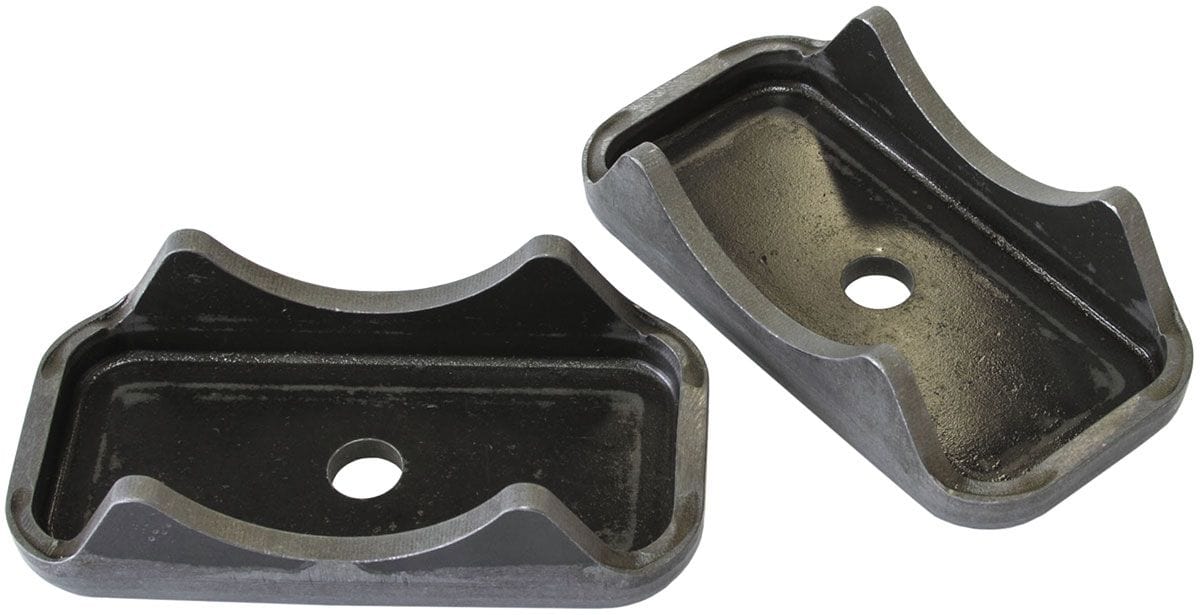 Aeroflow Performance Fits 3" diameter axle tubes, 2-1/2" wide. 2 per pack Aeroflow Rear Axle Spring Perch AF72-1500 SR